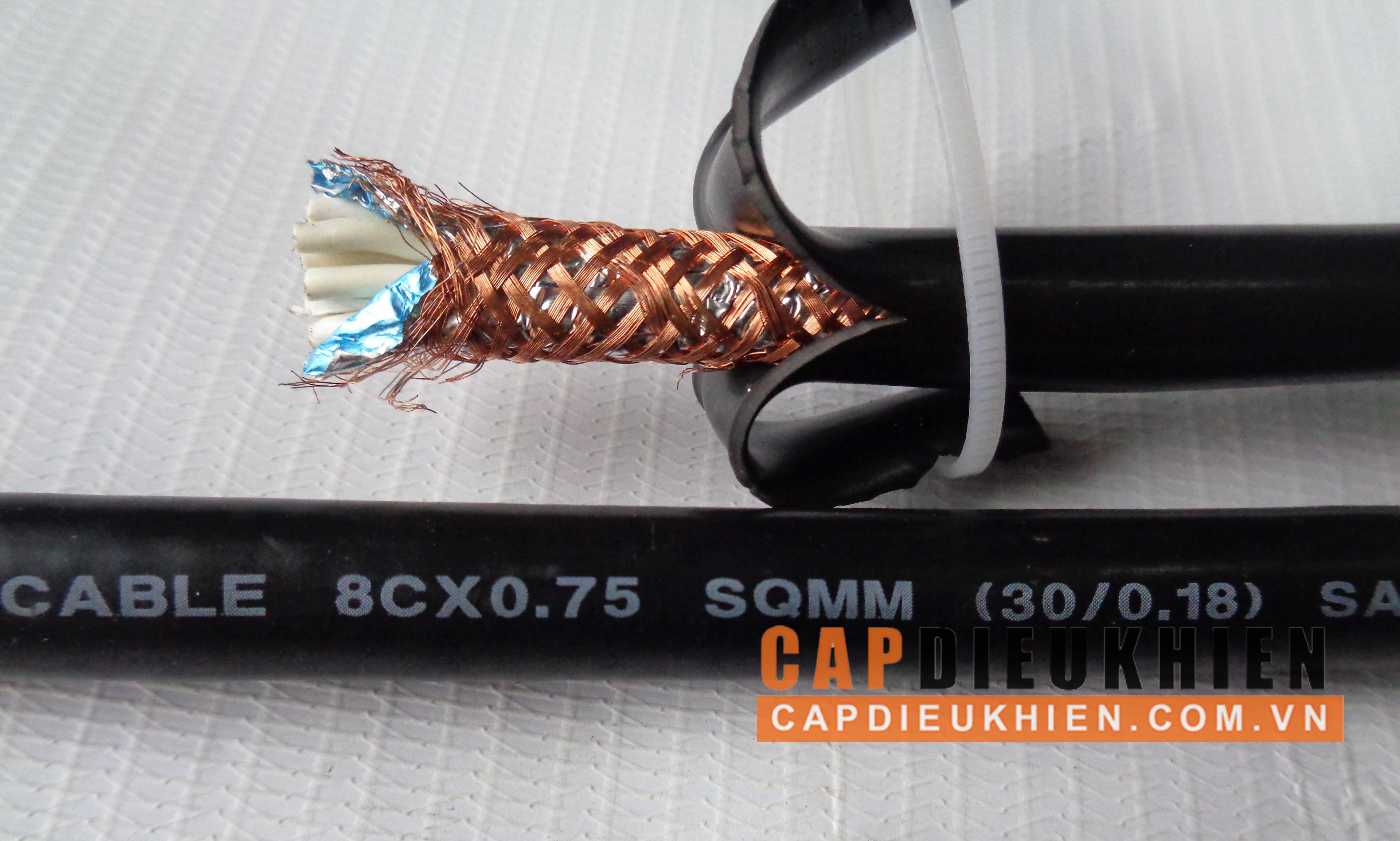 Cáp điều khiển có lưới SangJin 8C x 0.75 SQmm